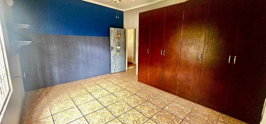 To Let 4 Bedroom Property for Rent in Spruitfontein North West